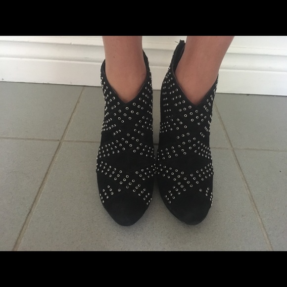 Zara bedazzled booties - Picture 3 of 5